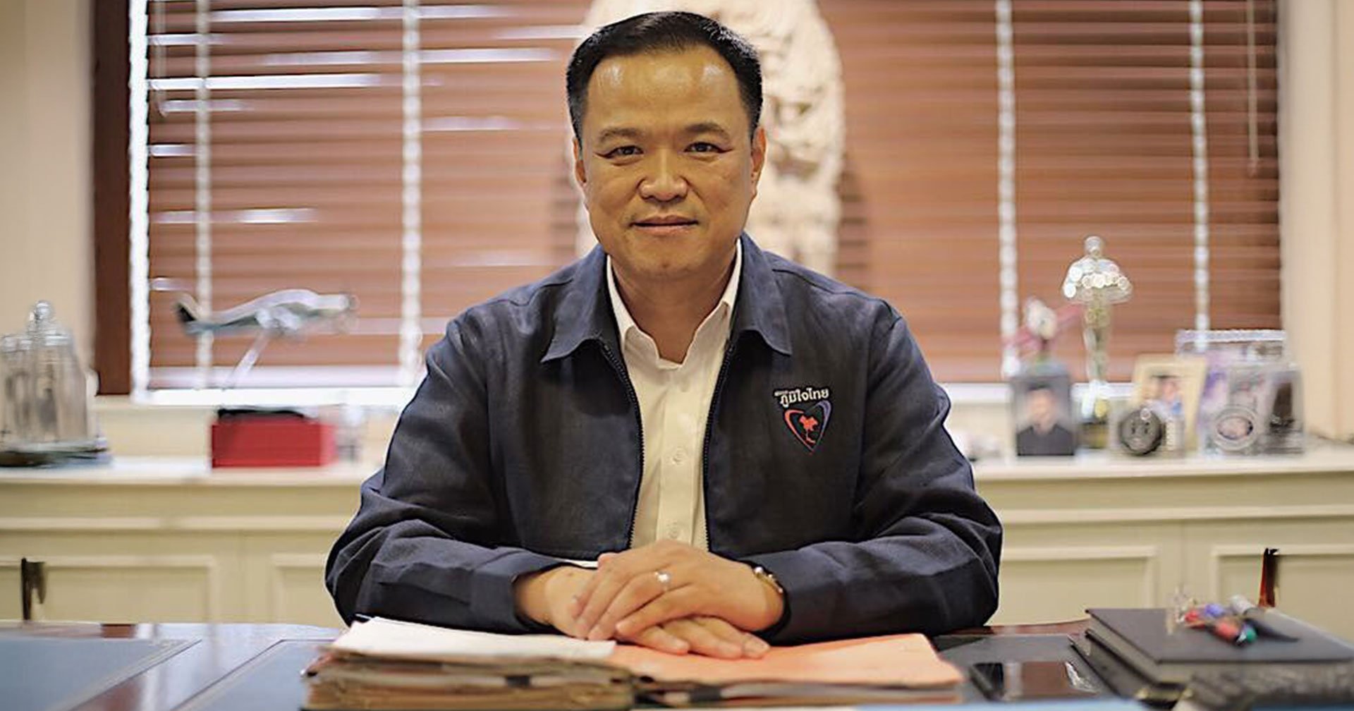 华裔再次当选泰国总理，面临巨大挑战