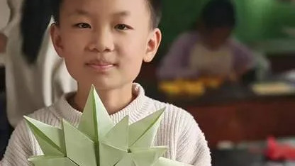 河北广平县十里铺镇中心小学：手工折“枫叶” 课堂润美育