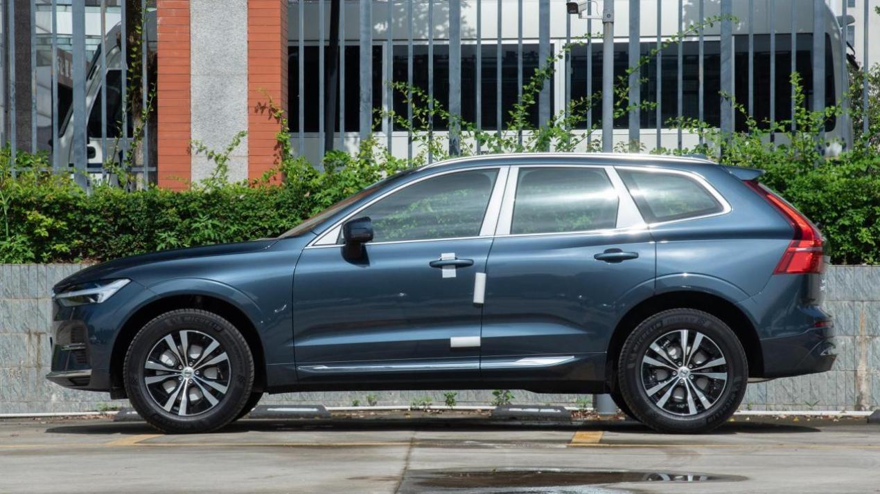 家用SUV的新选择，沃尔沃XC60卖24.9万起，配2.0T+8AT，全时四驱