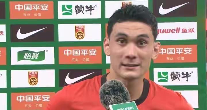 中国U23男足2：1险胜东帝汶足球队，拜合拉木进球，表示非常开心。
能在死亡之组