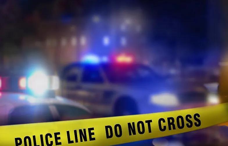 【美国一餐馆发生枪击致至少3人死亡】当地时间5月4日晚，美国亚利桑那州首府菲尼克