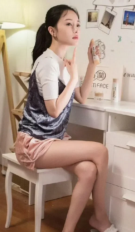 电视上看着一般般，真人太漂亮啦
