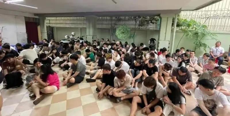 好家伙，洪玛奈这次是来真的？据柬埔寨媒体报道，柬埔寨军警联合端掉多个电诈窝点，抓