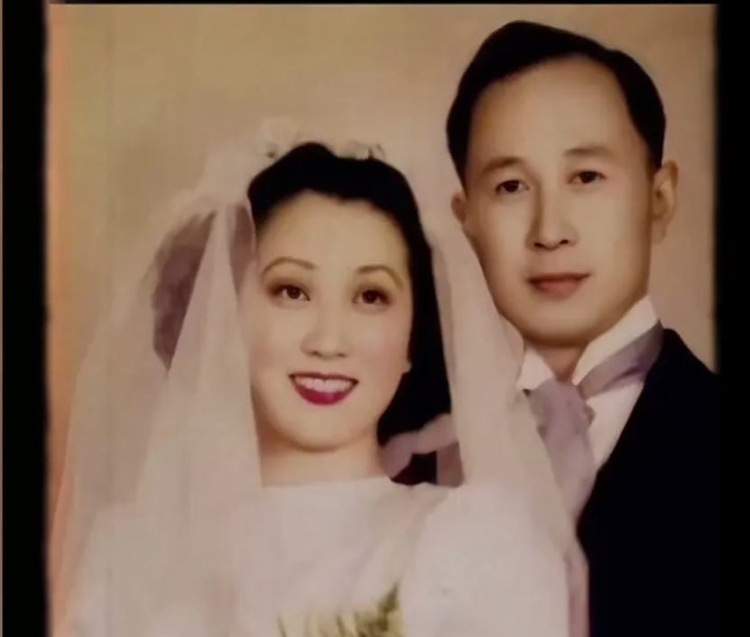 
钱学森我父亲是蒋百里，我表弟是金庸，我丈夫是钱学森，你说我是谁？
21世纪的今