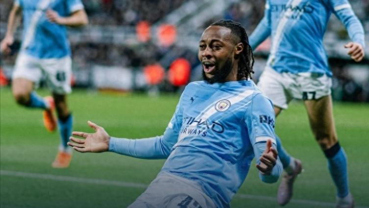 纽卡主场的检验 蓝月新援连场破门 联赛杯半决赛首回合曼城2-0