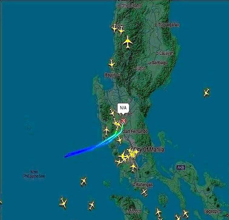 今日凌晨1时左右，美国海军从菲律宾克拉克空军基地起飞1架P-8A反潜巡逻机飞往南