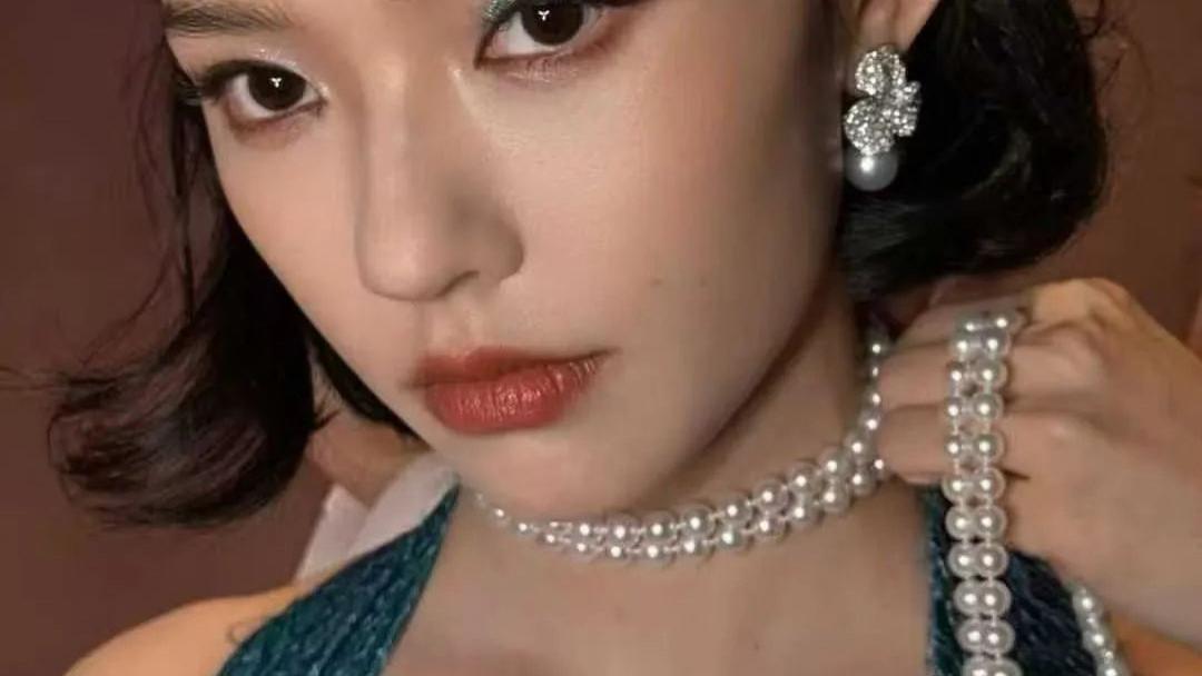 从顶流澳白到多层珍珠项链，林允这波珍珠搭配大法，照搬就能赢很大！