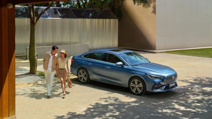 新一代国民电混家轿！吉利银河星耀6全球上市，限时6.88万元起