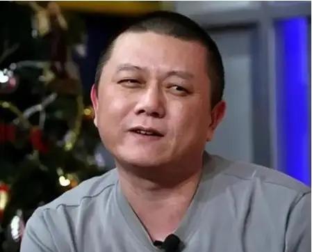 [微风]突然发现解放台湾省的建议，王朔的思路太妙了，他曾说收复台湾不需要打仗，先
