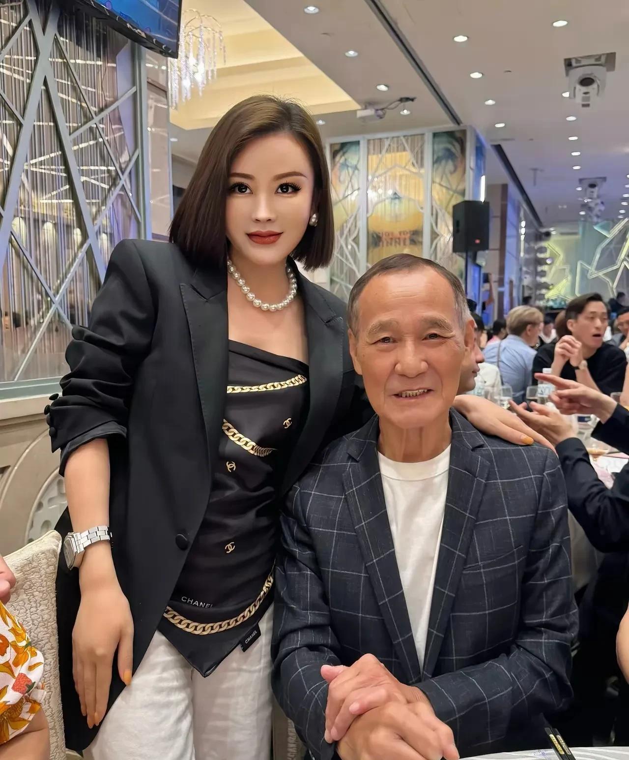 演员林江，经常在电影里饰演黑社会老大，据说那不是演出来的
