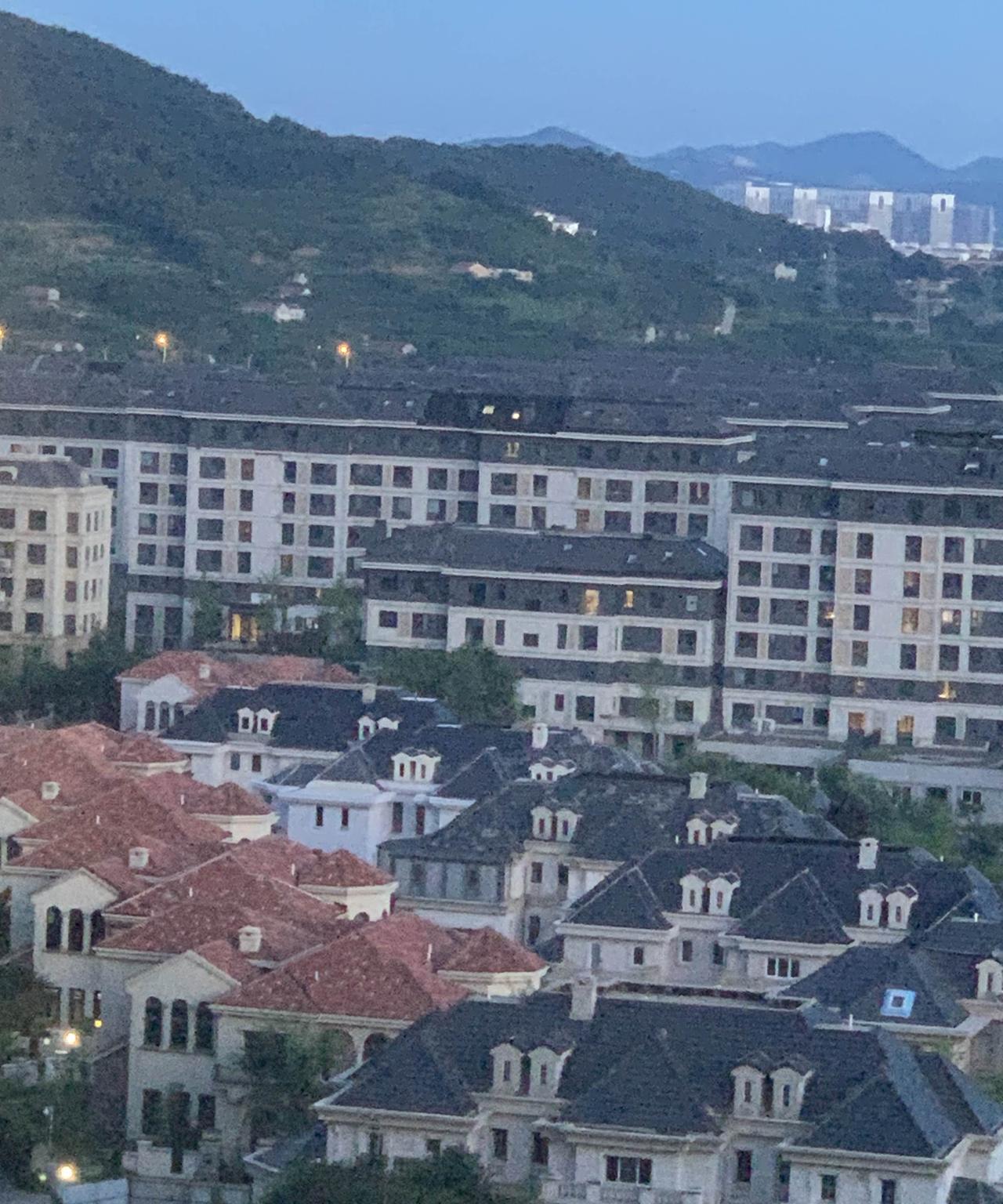 小区筹建业主大会很久了，最近成立了筹备组，说是招募志愿者开展工作。
有些业主把矛