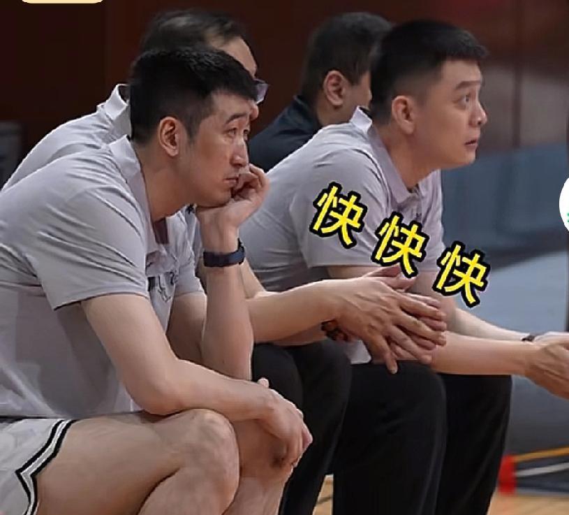 杨鸣打新疆都迷糊了，新疆后卫差很危险，全运会资格赛水平不是一般差
全运会媒体号拿