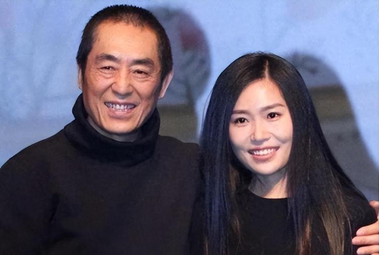 2012 年的北京深秋，陈婷正在厨房炖着羊肉汤，突然客厅传来张艺谋的怒吼：“跟你