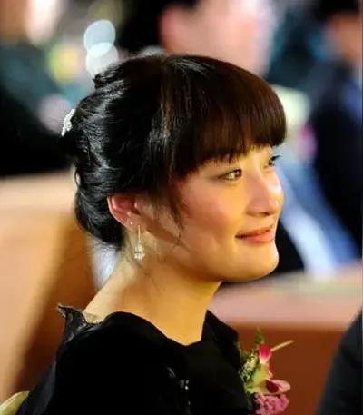 宗馥莉会成为赢家吗？
成了赢家，却会输了人品！
在古代，那时候的人都傻吧？他们都