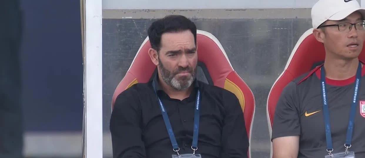 留给亚泰主帅时间真的不多了！目前17轮亚泰仅仅8分！接下来两轮对亚泰来说太重要了