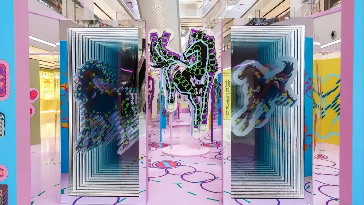 “此马非凡马”，在上海看天马行空