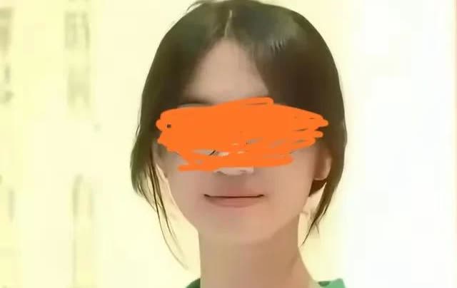 上几天报道海南17岁女孩李某失踪了。最近找到了，在一条河里打捞上来，无生命体征。