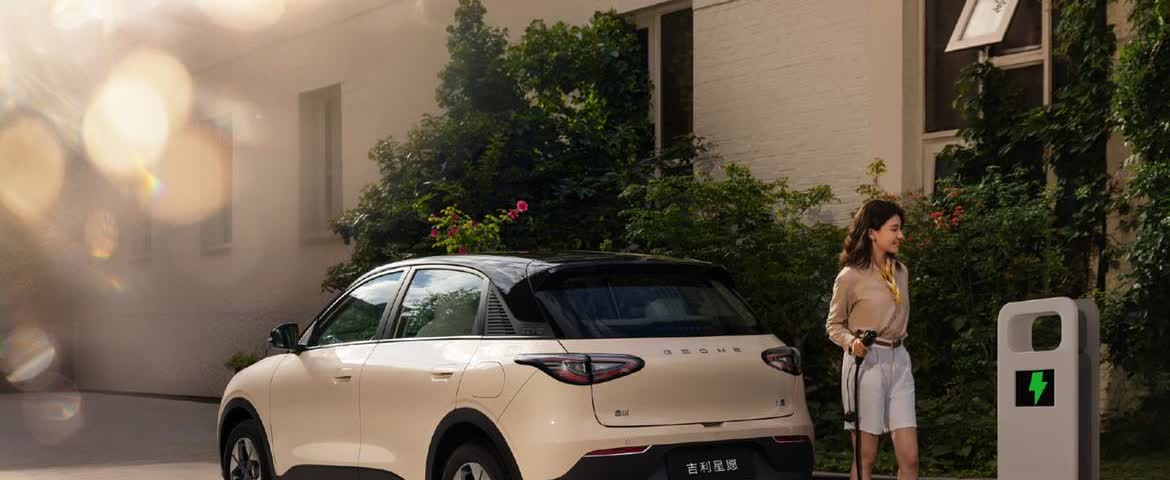 懂车帝看汽车销量
现在打开之后
不加任何定语的销冠是

吉利星愿

