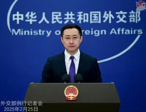 普京“提议”中国削减军费后，外交部的回应让国人吃了定心丸

特朗普想让中美俄同步