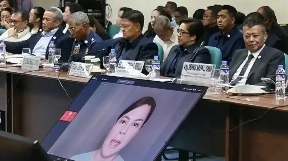 杜特尔特女儿莎拉在听证会上的爆料



莎拉在菲律宾众议院听证会上抨击当局非法逮