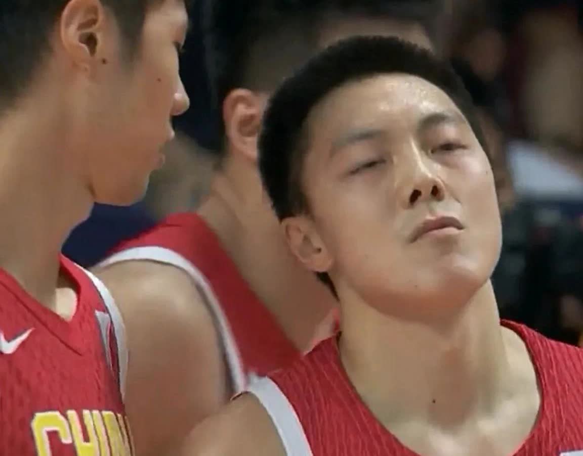我需要先平复一下心情！
10年以后，中国男篮再次站在亚洲杯的领奖台上！

