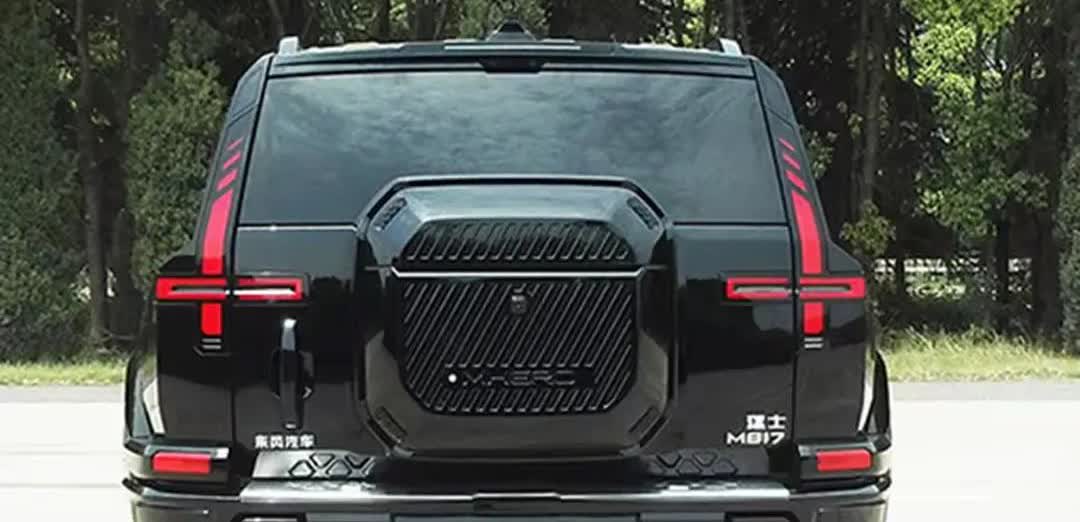 猛士817申报图的尾部多了个“东风汽车”四个字？
这个和
东风汽车-纳米06