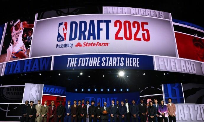 NBA：2025/26NBA选秀大会汇总（首轮）——弗拉格当选状元！
状元：
达
