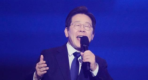 李在明能否选总统关键看这天











我的天，韩国政坛这是演哪出戏？