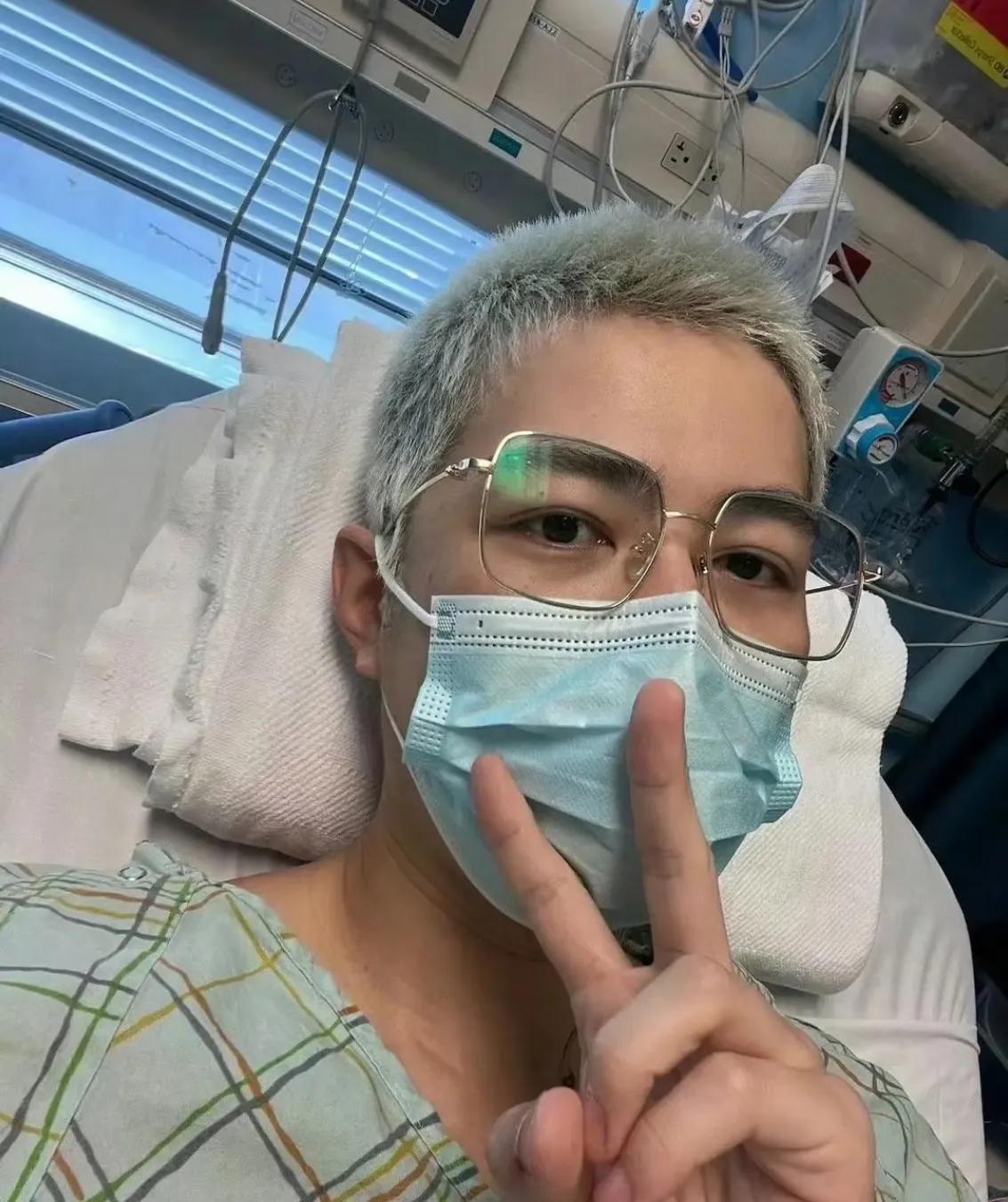 不查不知道，一查眼泪掉！
难怪粉丝看到陈学冬做手术，都劝他去找人转运了！
原来这