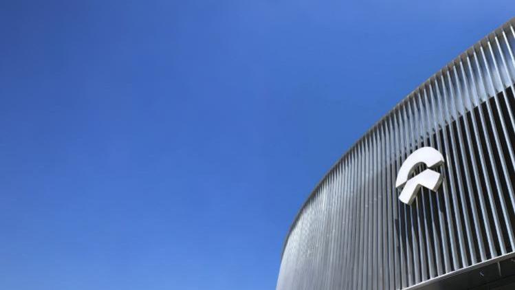 蔚来从“书生”到“战士”