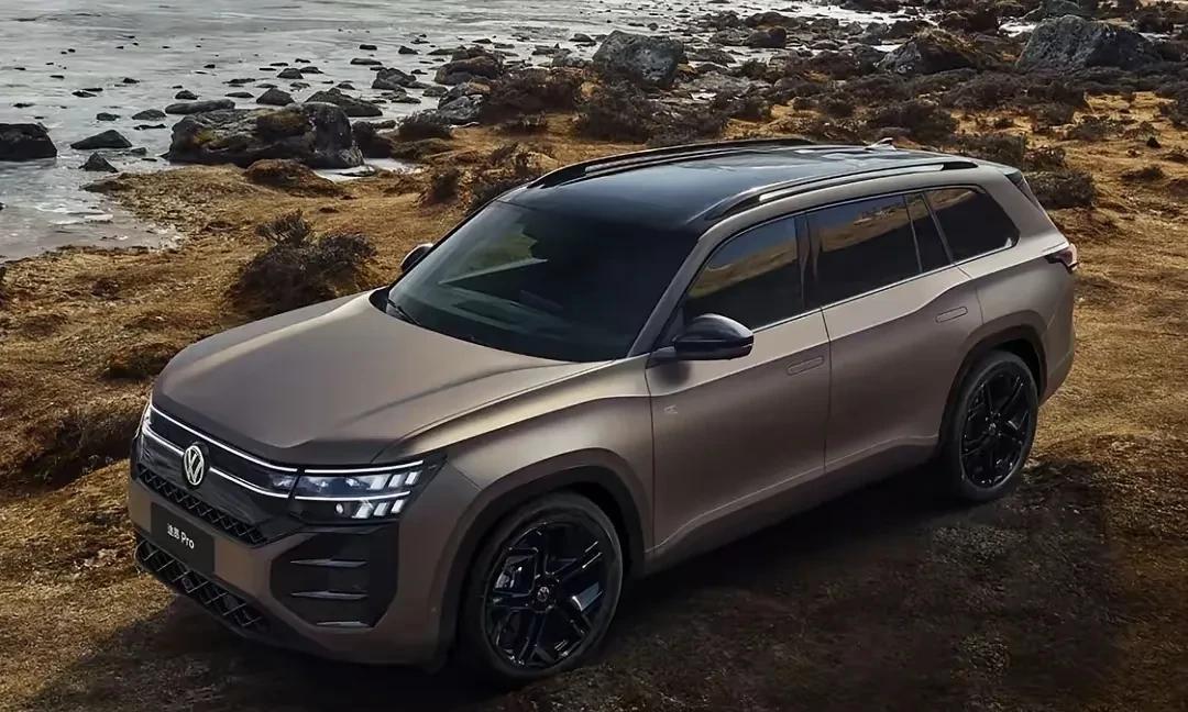 2025年上半年汽车销量前五：
1、 比亚迪：214.6万辆
2、上汽集团：20