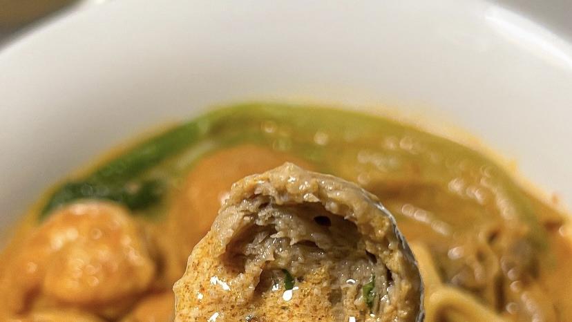 沙茶面初体验：一碗让人"鲜掉眉毛"的闽南风味