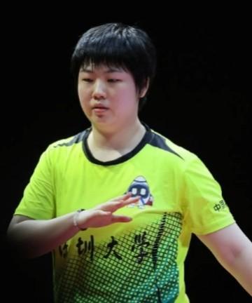 莎莎不上场，张本美和都抓不住机会！
深圳大学今天晚上莎莎没上场在场下做指导，张本