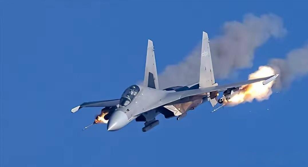 巴铁空军光靠歼-10C不行了！印媒：美国将在6月对印提供F-35A战机
印度这次