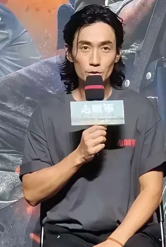 朱一龙才37岁就瘦成这样了，这影帝也不好当啊！