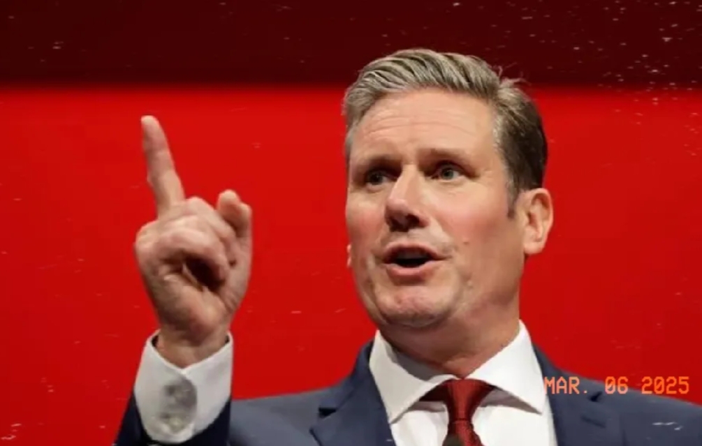 一觉醒来！震惊了！
英国为何大动干戈？

英国首相斯塔默愤怒发表称：如果乌克兰被