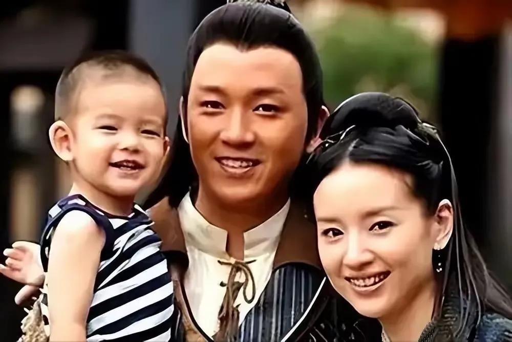 【内娱大瓜！13 年恩怨竟迎反转？】家人们谁懂啊！当年撕得昏天黑地的潘粤明和董洁