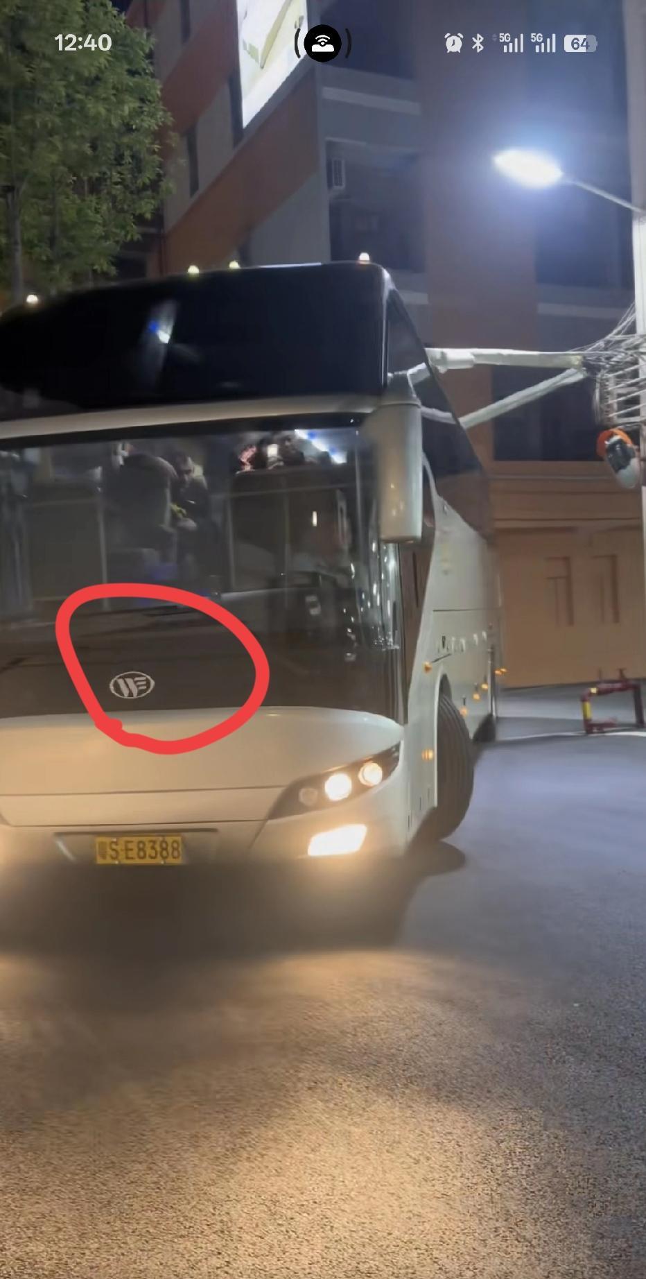 广东宏远篮球俱乐部用的大巴车品牌你们见过吗？我相信绝大部分球迷没见过这个车标，也