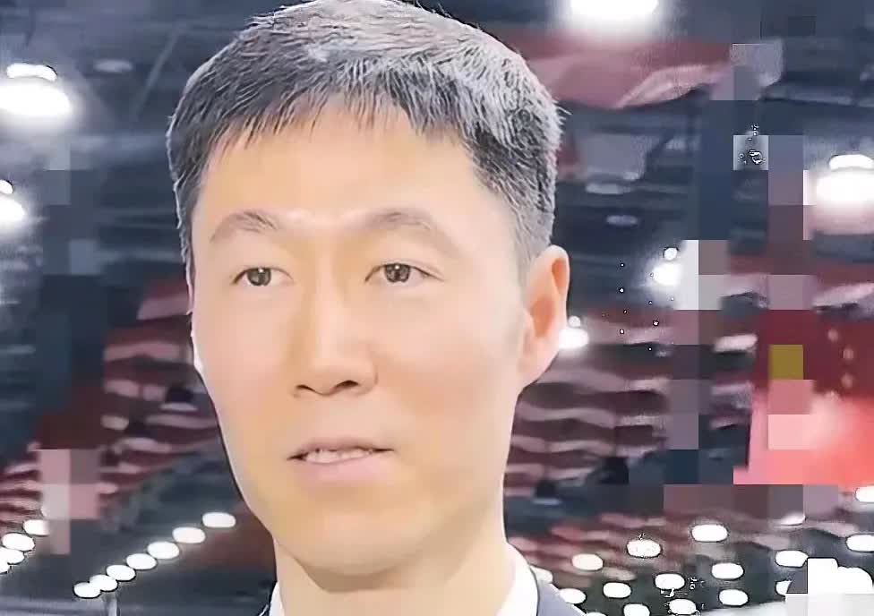 是真得佩服王励勤，瑞典大满贯这节骨眼上，居然敢让大头轮休！
 
现在队里谁不