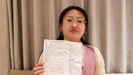 女子报警揭露男友已婚，返家途中被强制送入精神病院