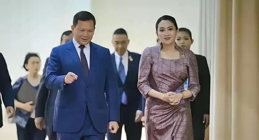 柬埔寨首相洪森为老不尊，毫无底线的逞一时口舌之快，把别人对自己的尊重当做炫耀的资