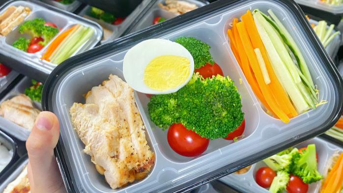 重庆雅福食品：以一碗团餐的温度，守护山城奋斗者的日常