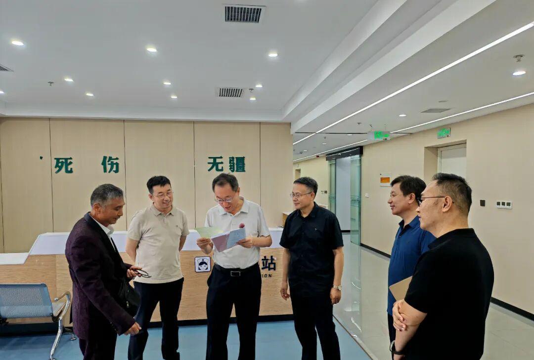 9月3日，中国人民银行临汾市分行党委书记、行长曹斌一行在临汾精品微短剧基地考察。