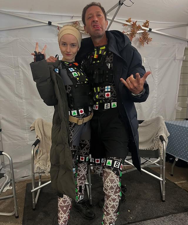 在《神奇4侠:初露锋芒》里饰演行星吞噬者的男演员拉尔夫·伊内森。
行星吞噬者的拍