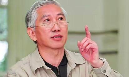 2023年，清华大学教授柳冠中说：搞无人驾驶汽车，无人商店、无人酒店我不奇怪。饭