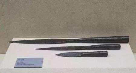 为什么从明清开始矛头就变得越来越小了？我发现从宋代开始，枪头矛头就开始变得越来越