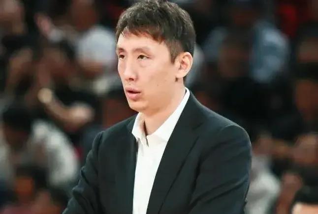 易立主教练早就成为人生大赢家！！
1；主教练4年赚了200万人民币；
2；江苏队