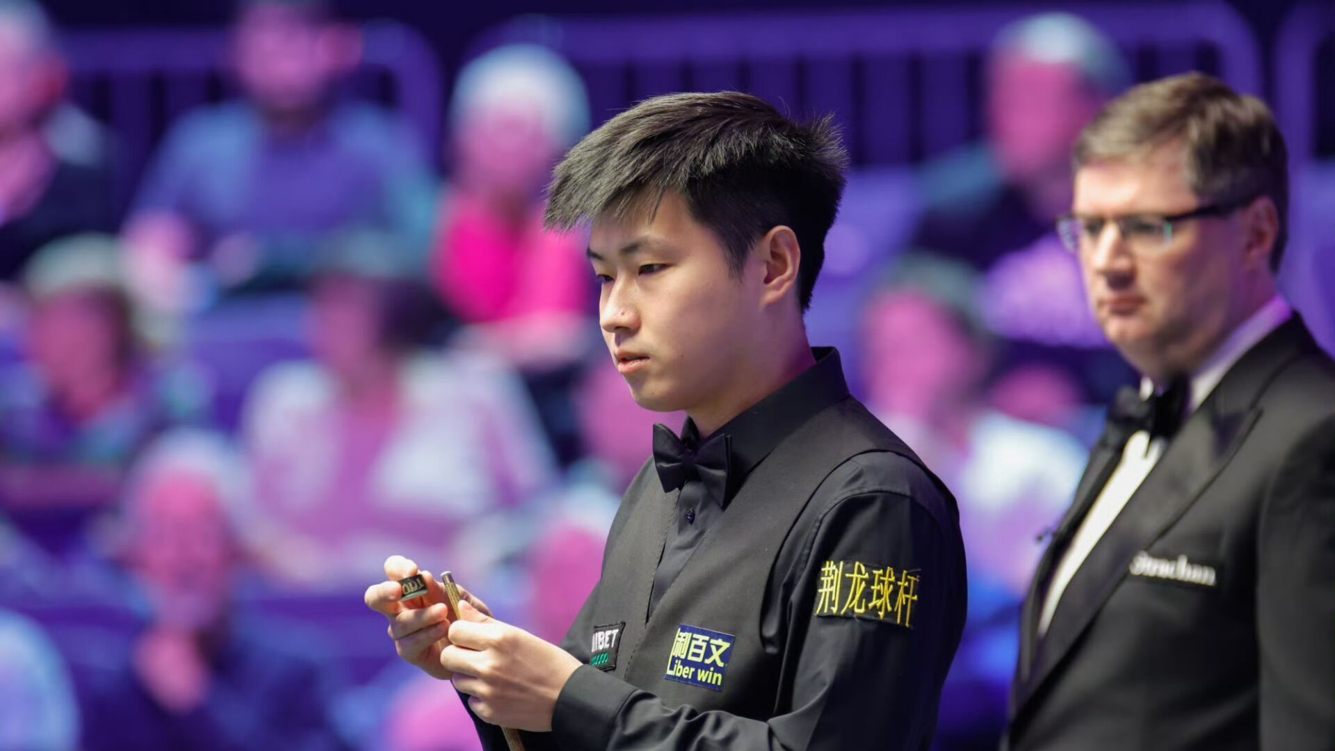 中国斯诺克2胜2负！赵心童3-0横扫世界冠军，80后名将不敌塞尔比