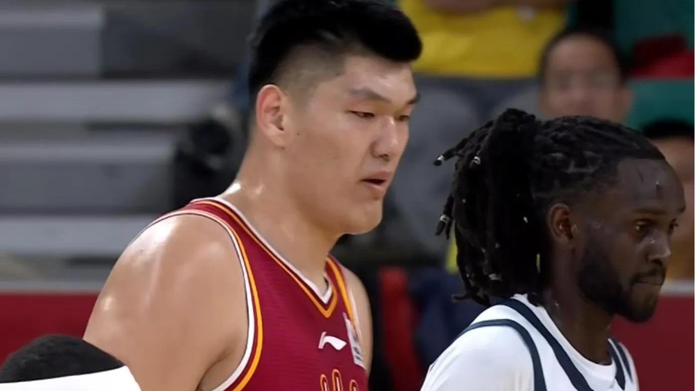 半场赛况：山西汾酒41-34四川队！李金效三分5中3，原帅三分3中0