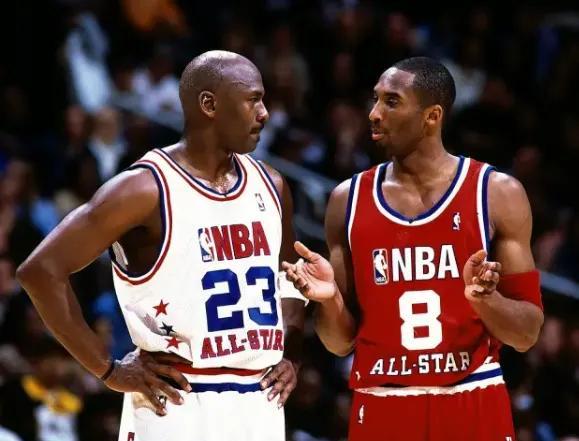#现役NBA第一人是谁#前NBA球员特雷西-麦克格雷迪发布了科比与乔丹在另一个级